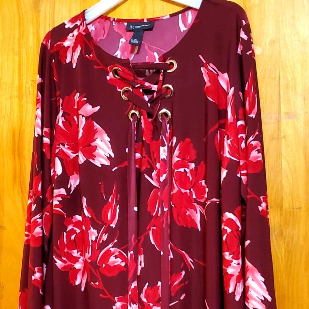 INC International Concepts Sz 2x Floral Print Top